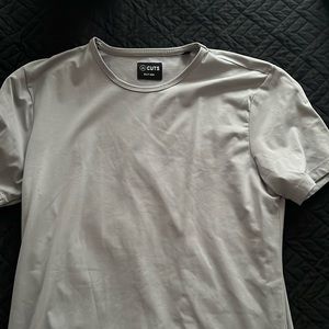 Cuts t-shirt